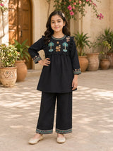 Mehr-e-Siyaah – Black Embroidered Girls’ 2-Piece Set